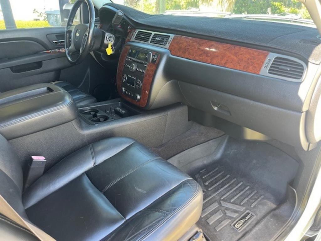 2014 Chevrolet Suburban - $6,900