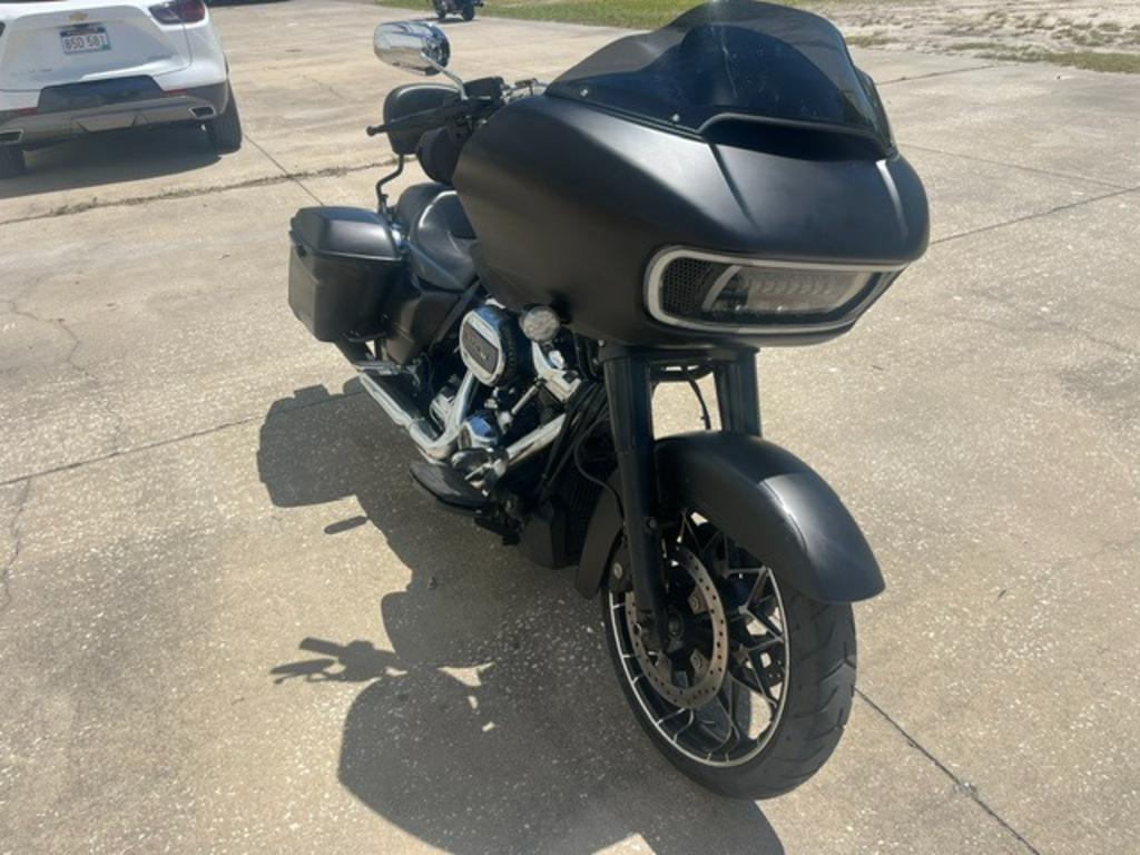 2022 Harley-davidson Road Glide Special - $15,500