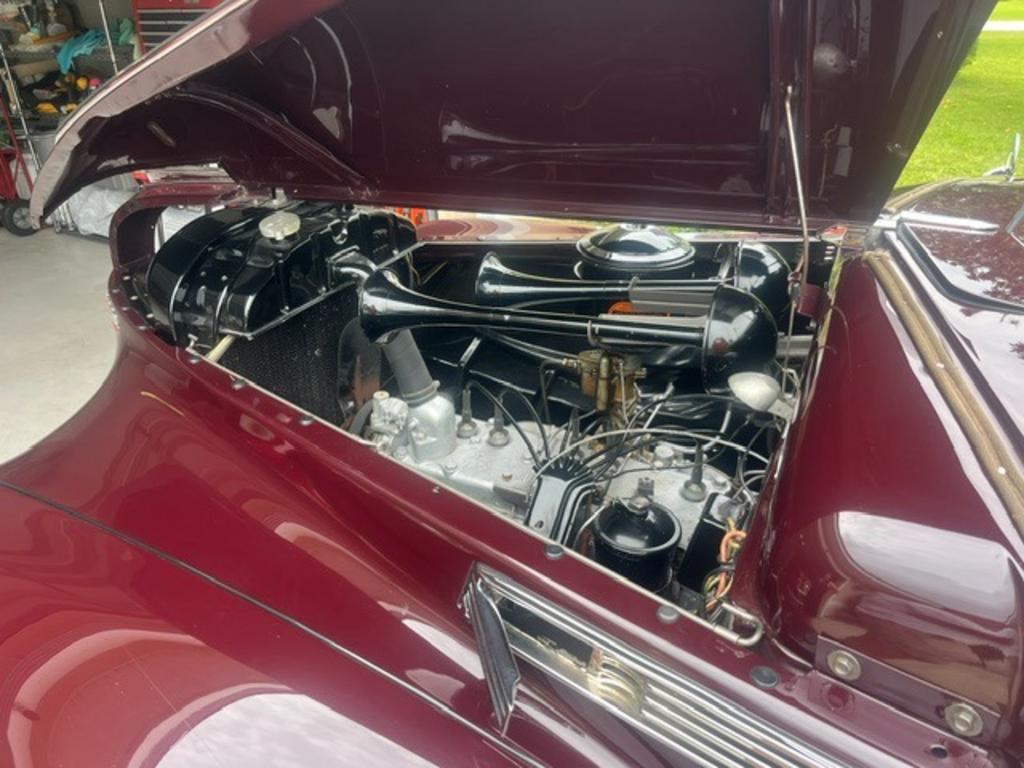 1940 Chrysler WINBDSOR - $27,500