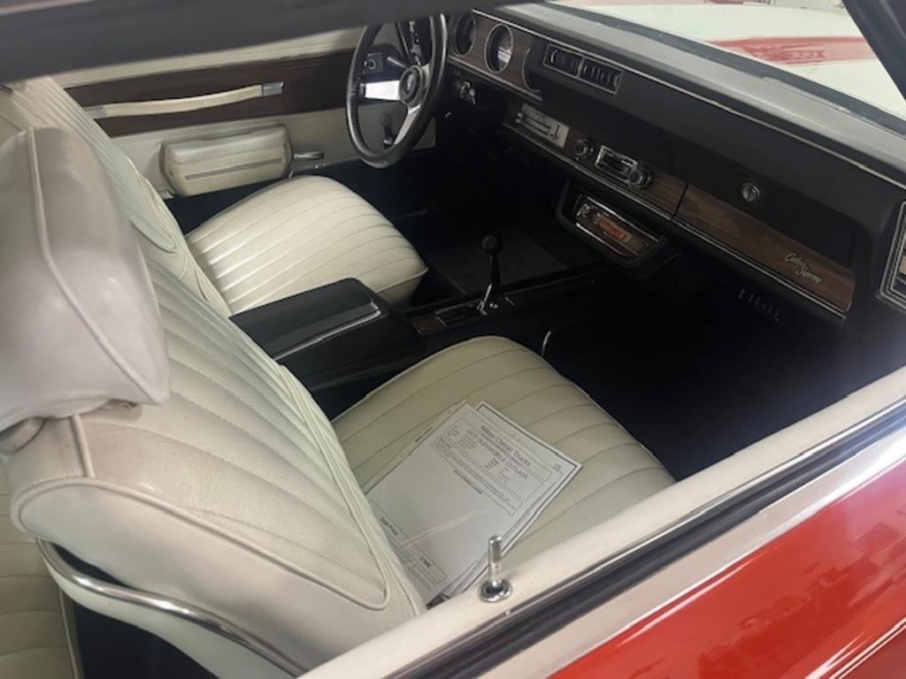 1972 Oldsmobile 88 - $26,500