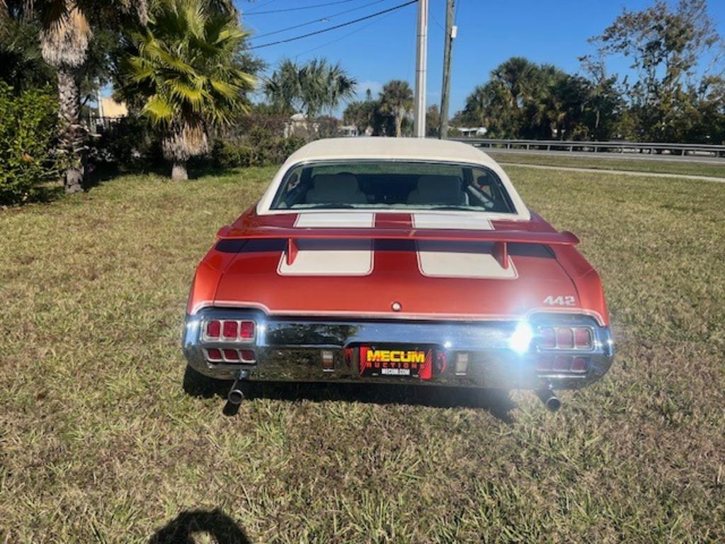 1972 Oldsmobile 88 - $26,500