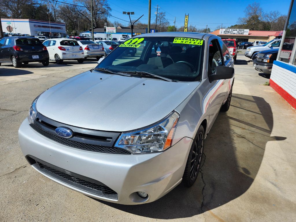 2009 Ford Focus SES photo