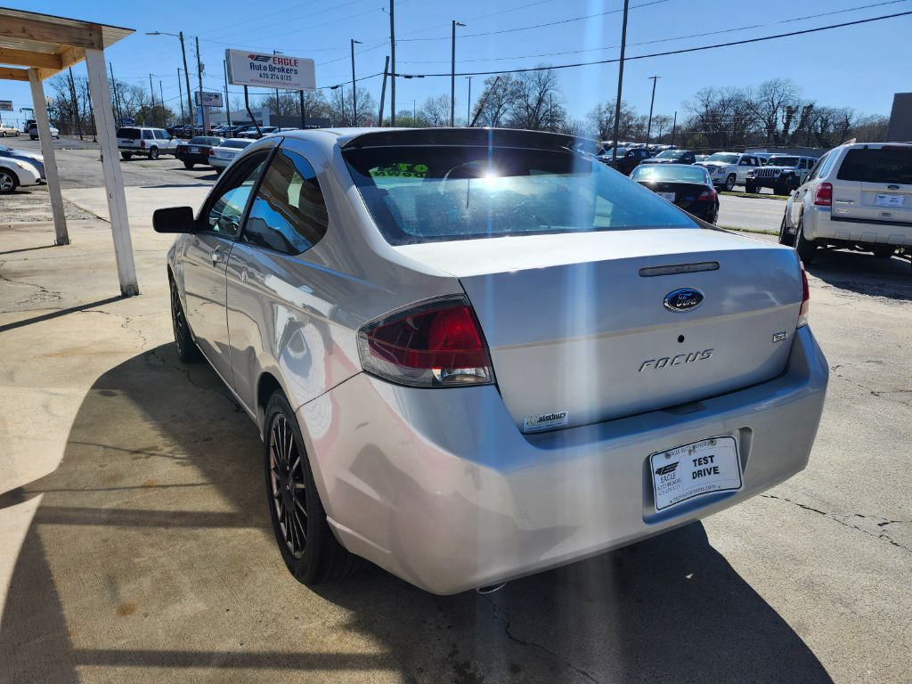 2009 Ford Focus SES photo
