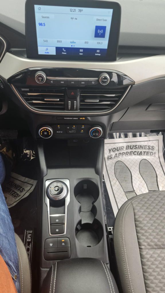 2021 Ford Escape - $13,500
