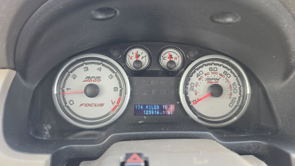 2011 Ford Focus - $6,900