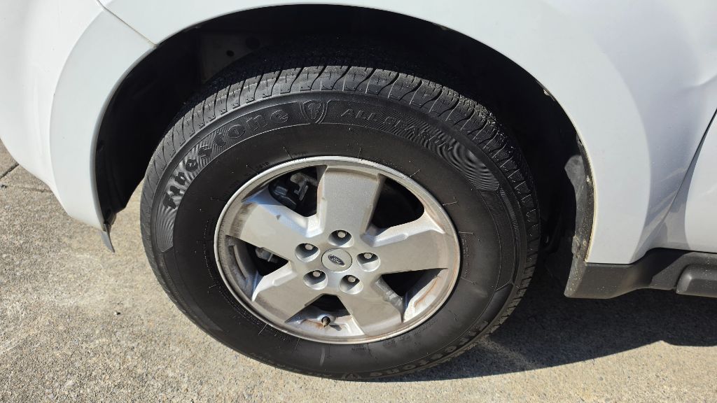 2011 Ford Escape - $7,500