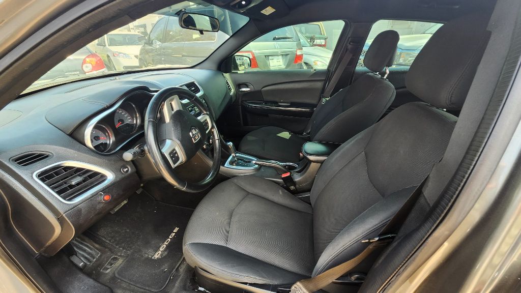 2013 Dodge Avenger - $6,900