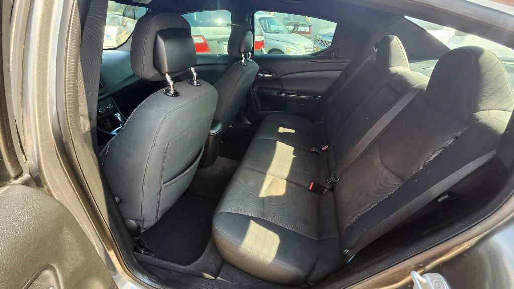 2013 Dodge Avenger - $6,900