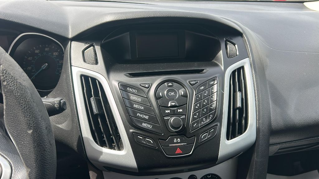 2014 Ford Focus - $7,900