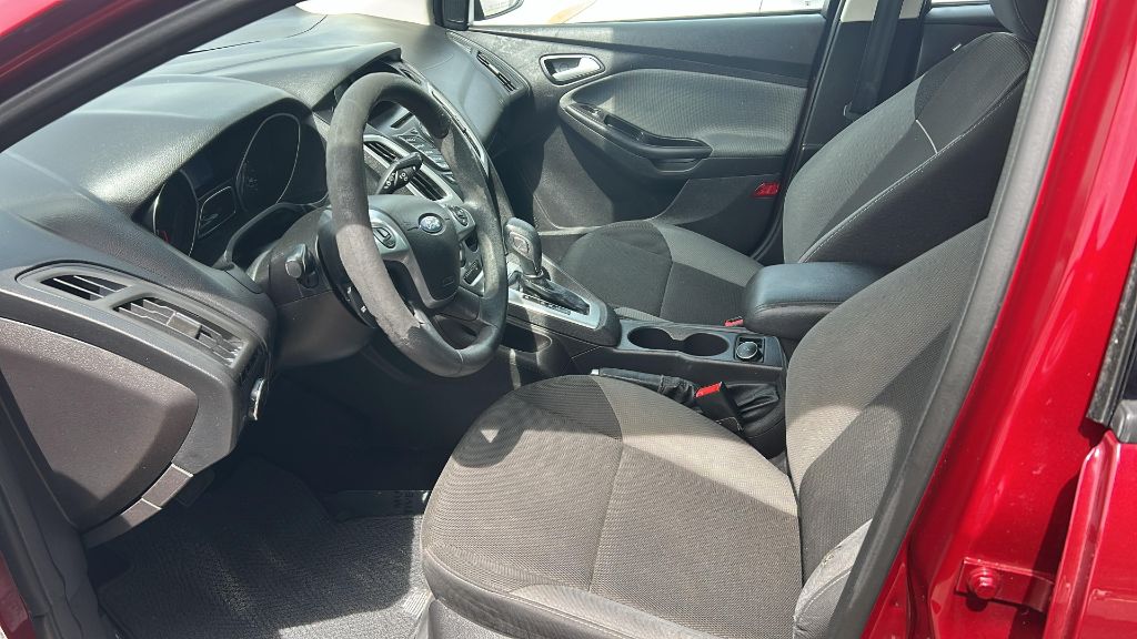 2014 Ford Focus - $7,900