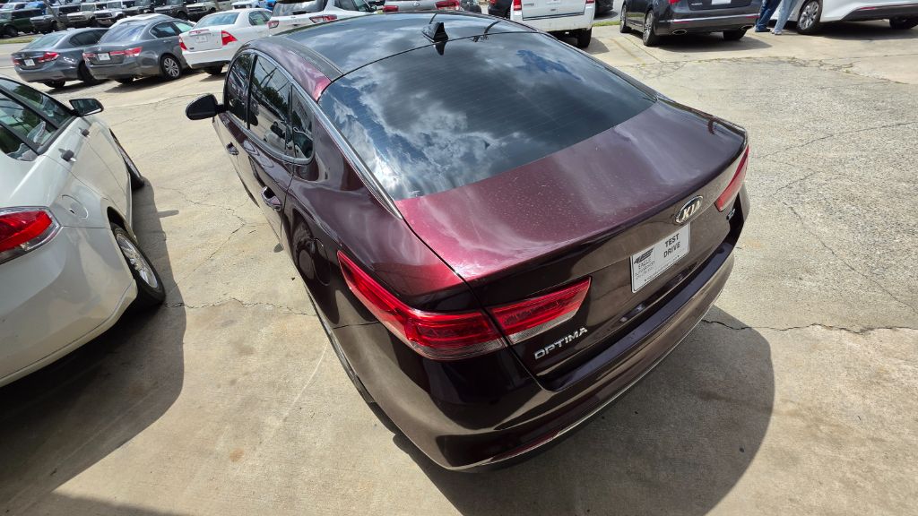 2018 Kia Optima - $10,900