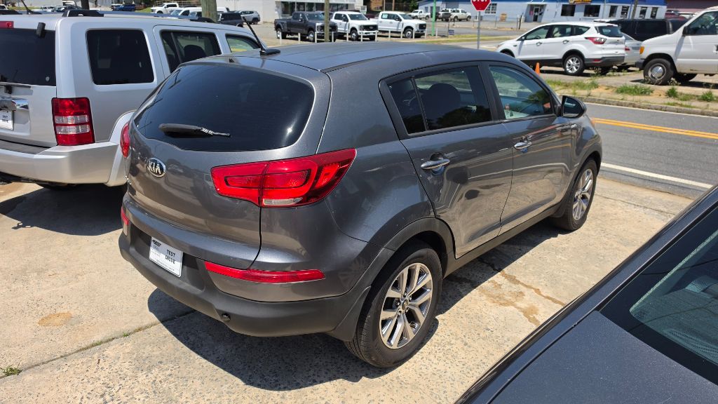2016 Kia Sportage - $8,500