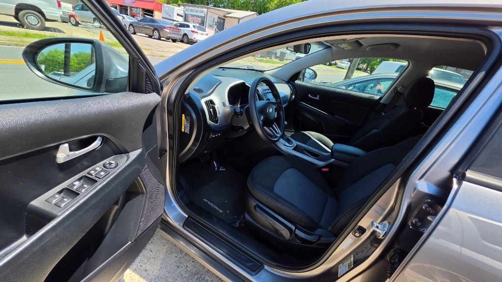 2016 Kia Sportage - $8,500