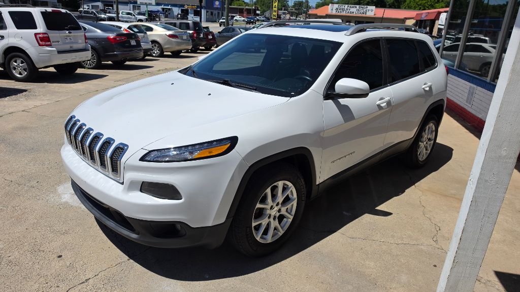 2018 Jeep Cherokee - $9,500
