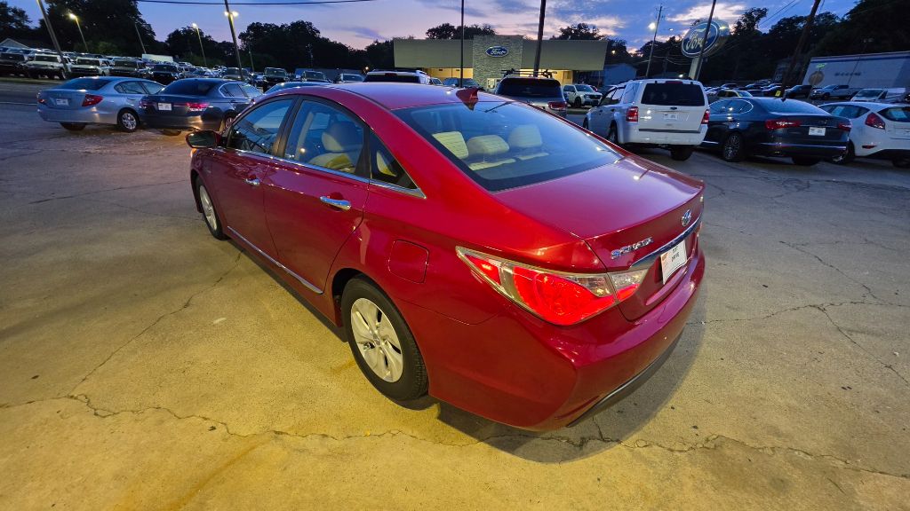 2014 Hyundai Sonata - $9,900