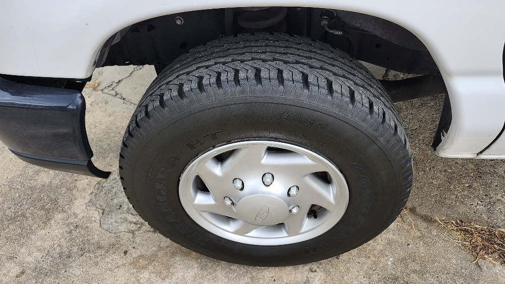 2013 Ford E-150 - $12,500