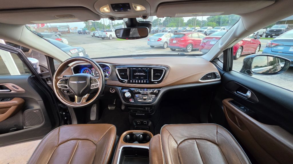 2018 Chrysler Pacifica - $11,900