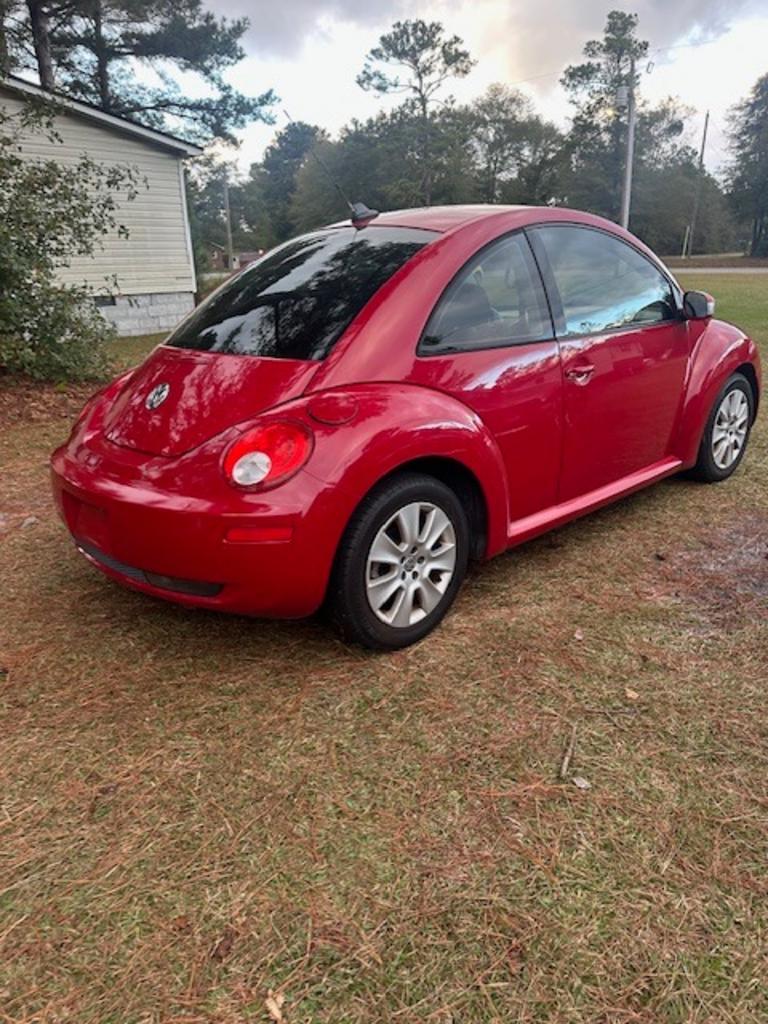 2009 Volkswagen Beetle - $5,800
