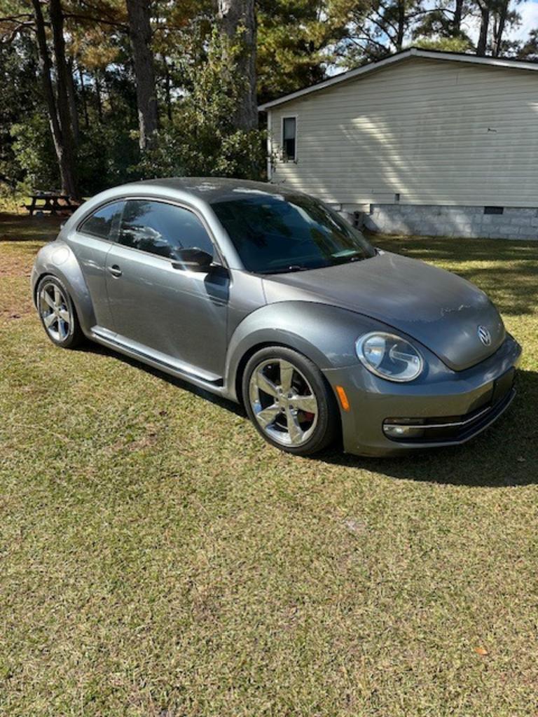 2012 Volkswagen Beetle Turbo PZEV photo