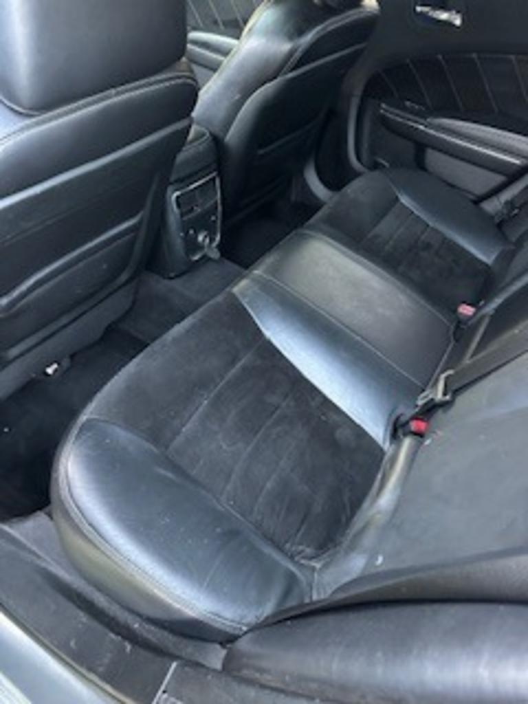 2011 Dodge Charger - $11,500