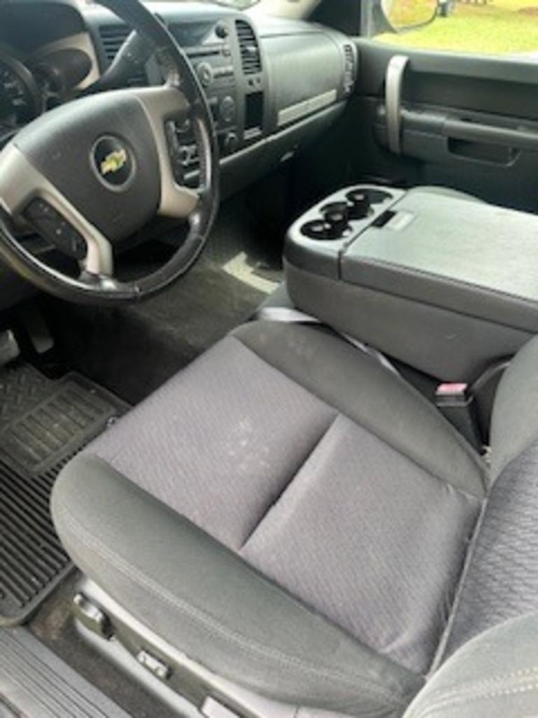2011 Chevrolet Silverado - $11,500