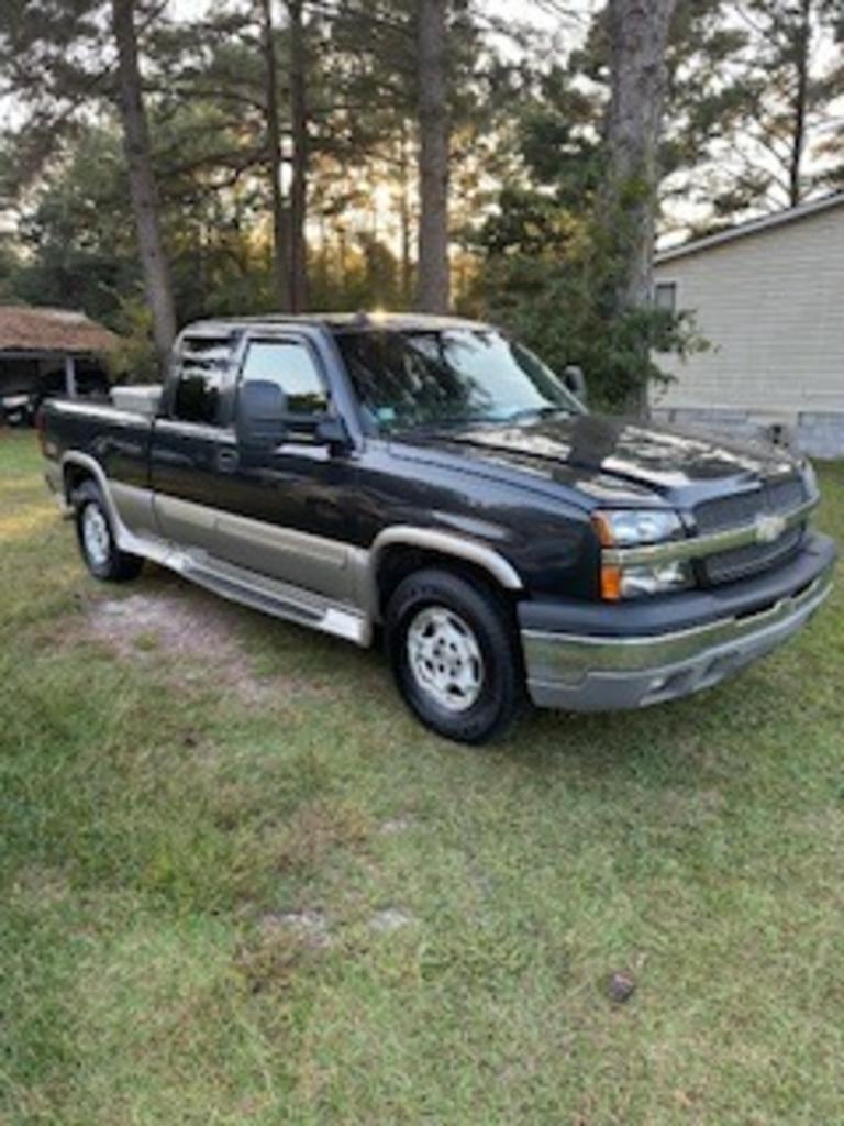 2003 Chevrolet Silverado - $11,500