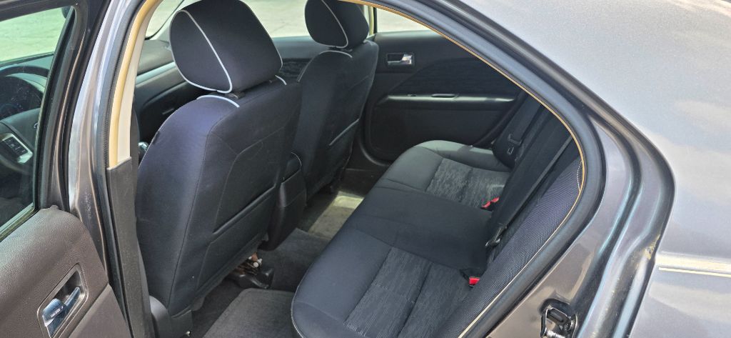 2011 Ford Fusion - $4,995