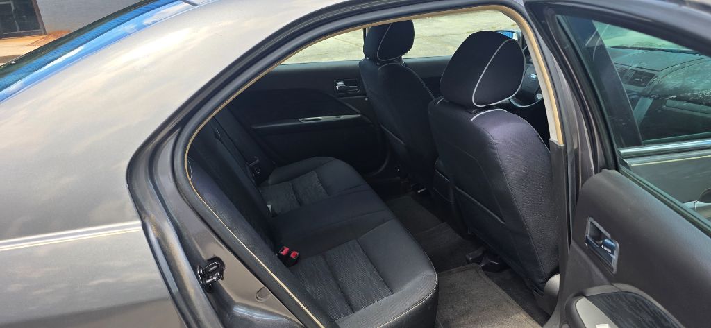2011 Ford Fusion - $4,995