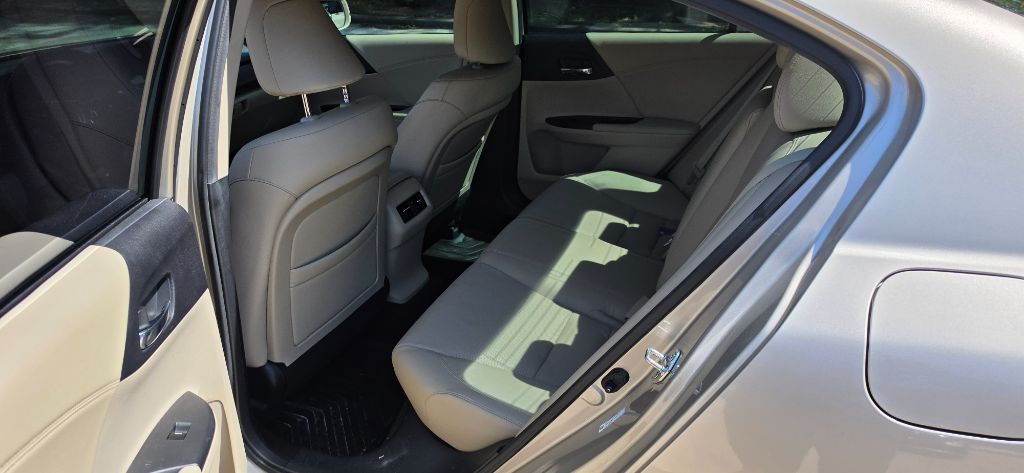 2013 Honda Accord - $10,995