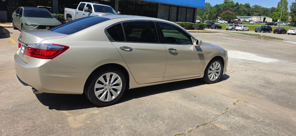 2013 Honda Accord - $10,995