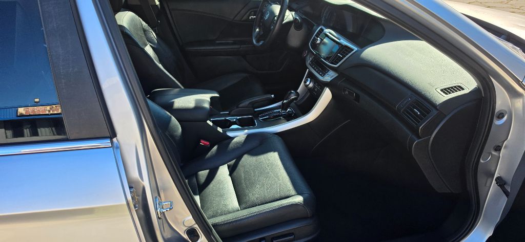2013 Honda Accord - $10,995