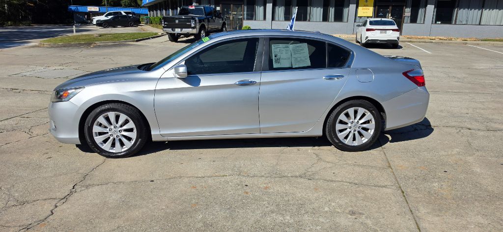 2013 Honda Accord - $10,995