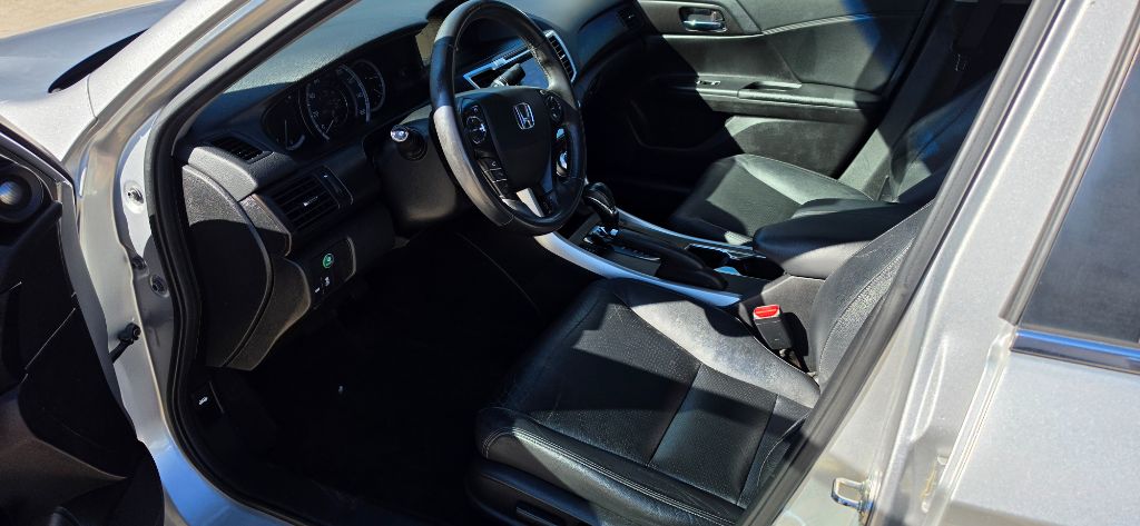 2013 Honda Accord - $10,995
