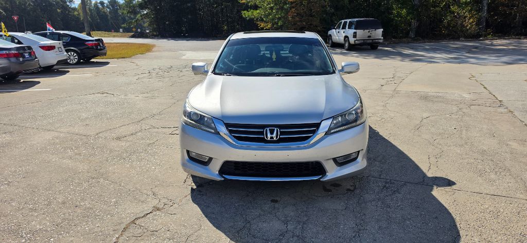 2013 Honda Accord - $9,995