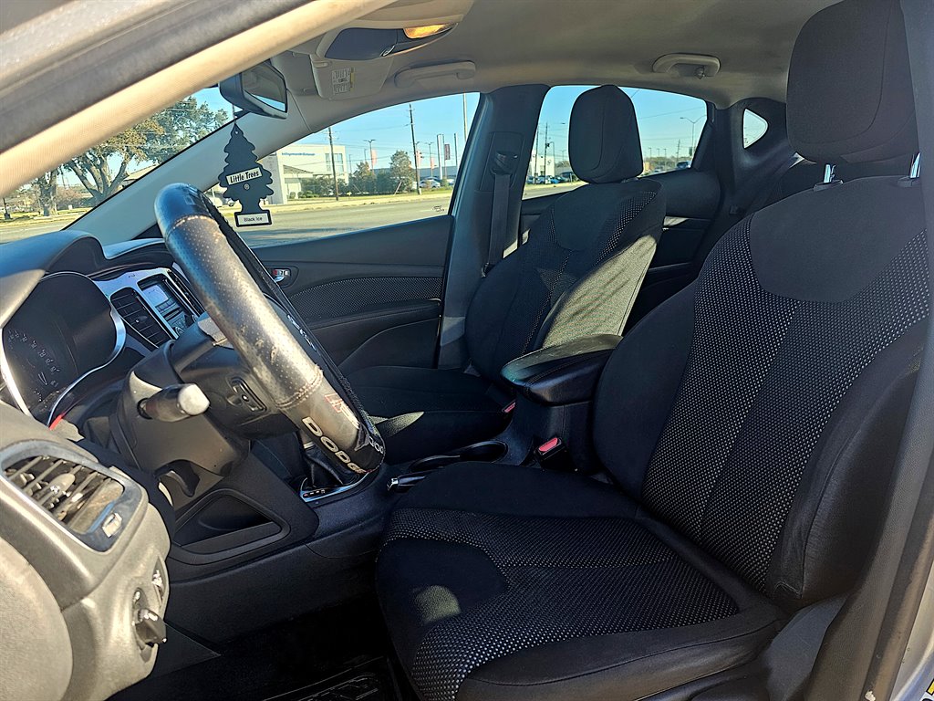 2016 Dodge Dart - $7,489