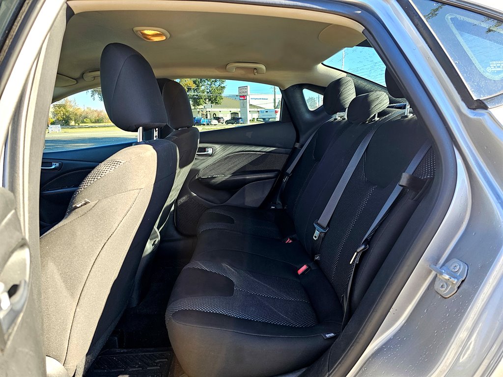 2016 Dodge Dart - $7,489