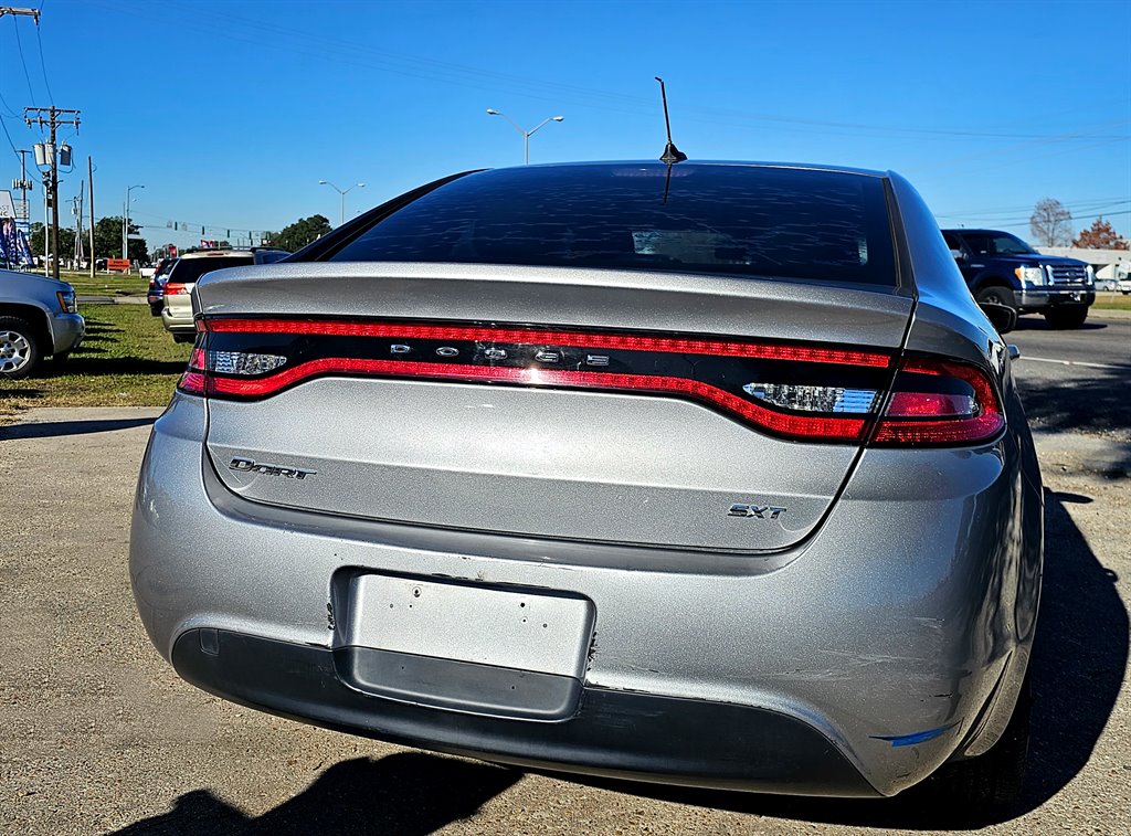 2016 Dodge Dart - $7,489