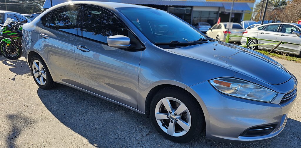 2016 Dodge Dart - $7,489