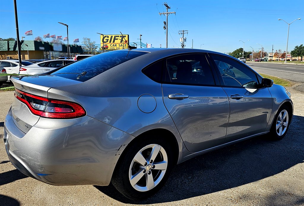 2016 Dodge Dart - $7,489