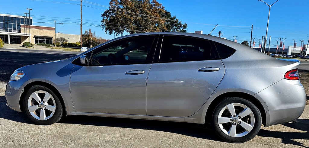 2016 Dodge Dart - $7,489