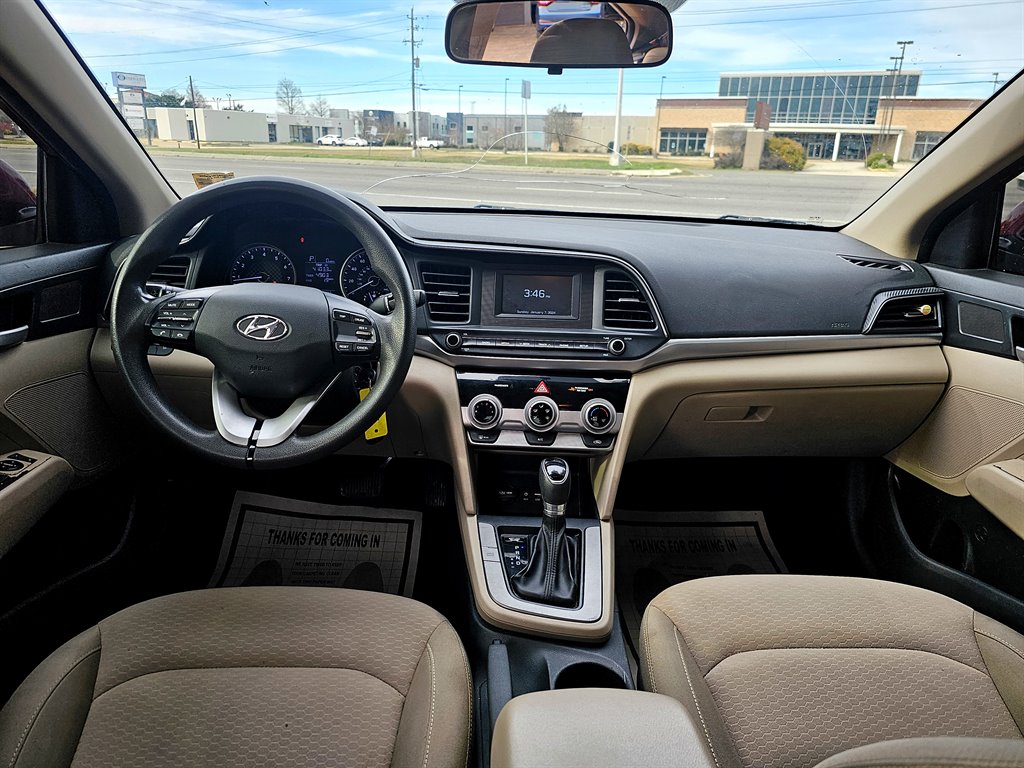2019 Hyundai Elantra - $10,700