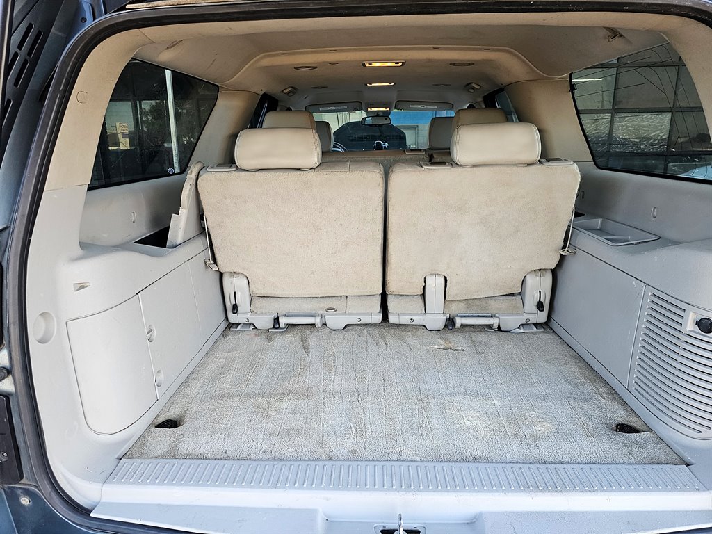 2008 Chevrolet Suburban - $7,599