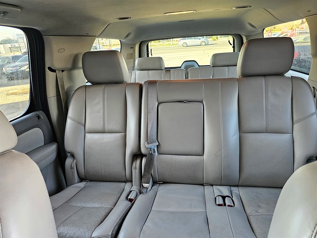 2008 Chevrolet Suburban - $7,599