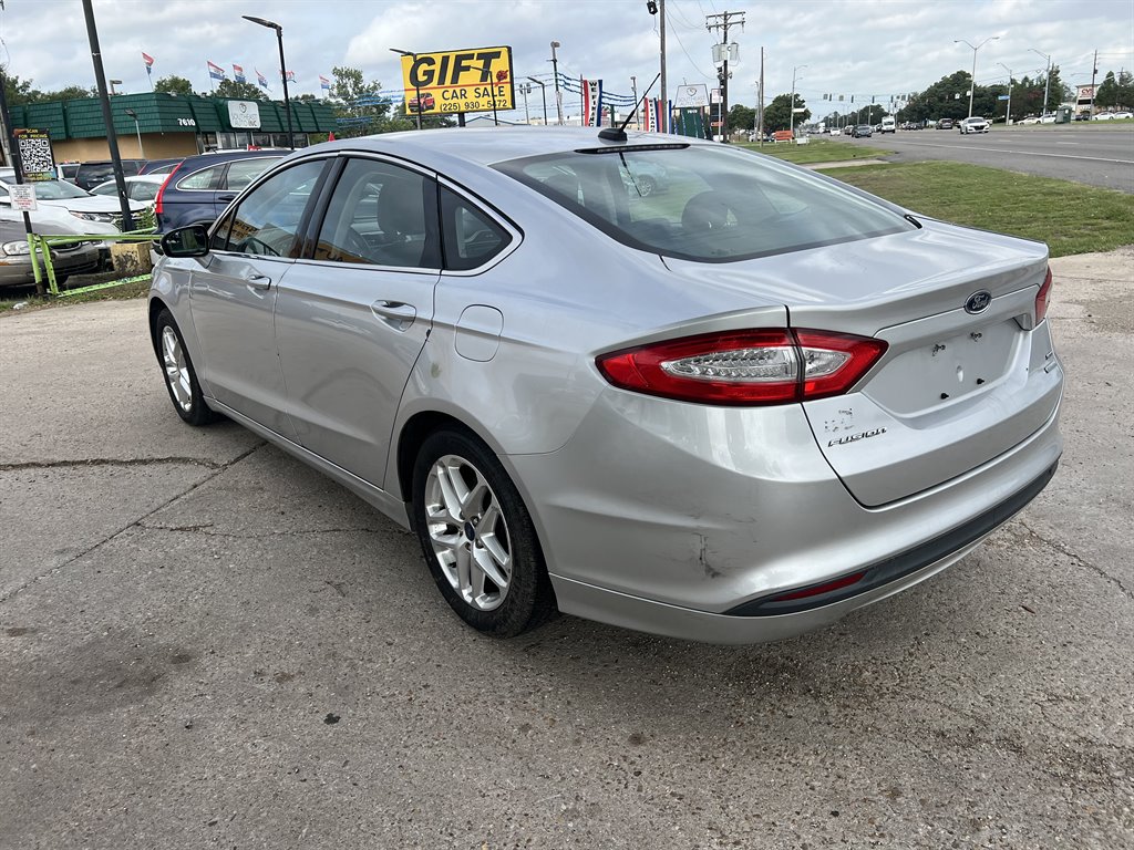 2013 Ford Fusion SE photo