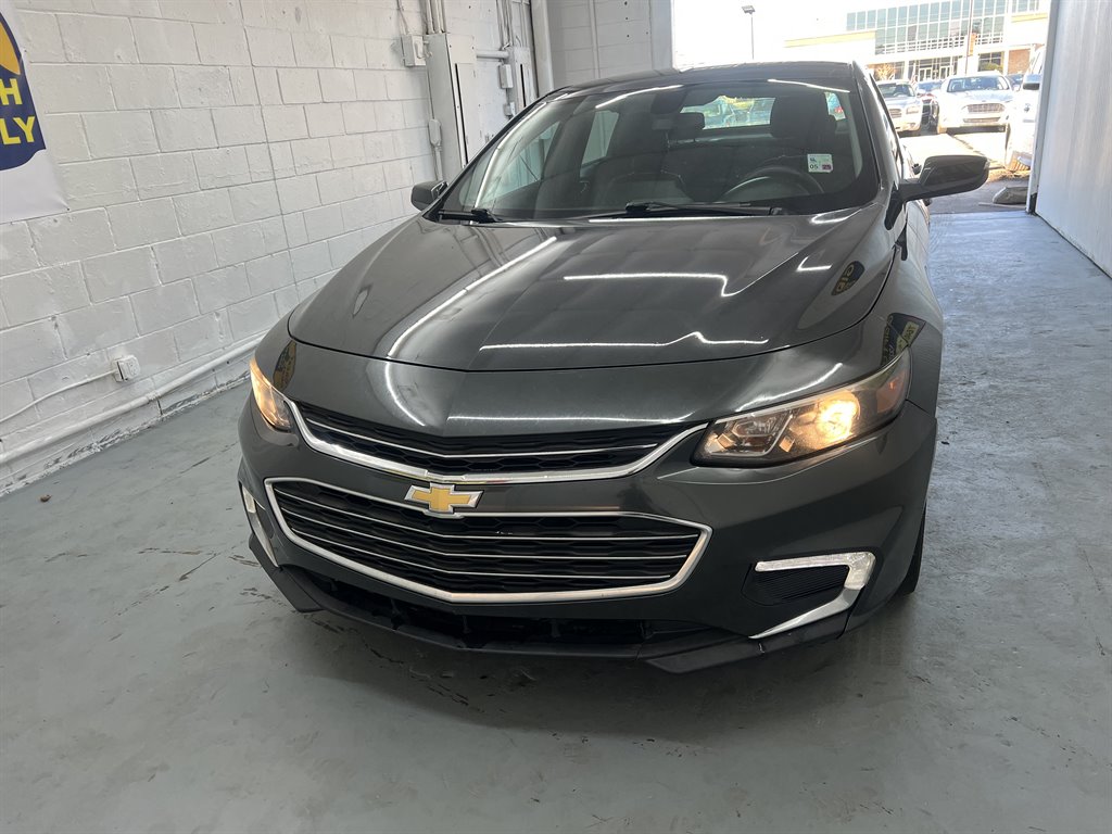 2016 Chevrolet Malibu - $8,999