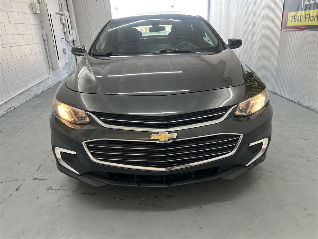 2016 Chevrolet Malibu - $8,999