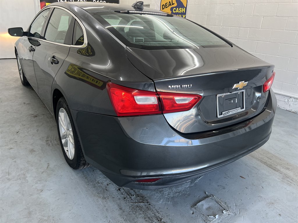2016 Chevrolet Malibu - $8,999