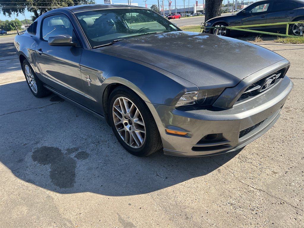 2014 Ford Mustang - $14,950