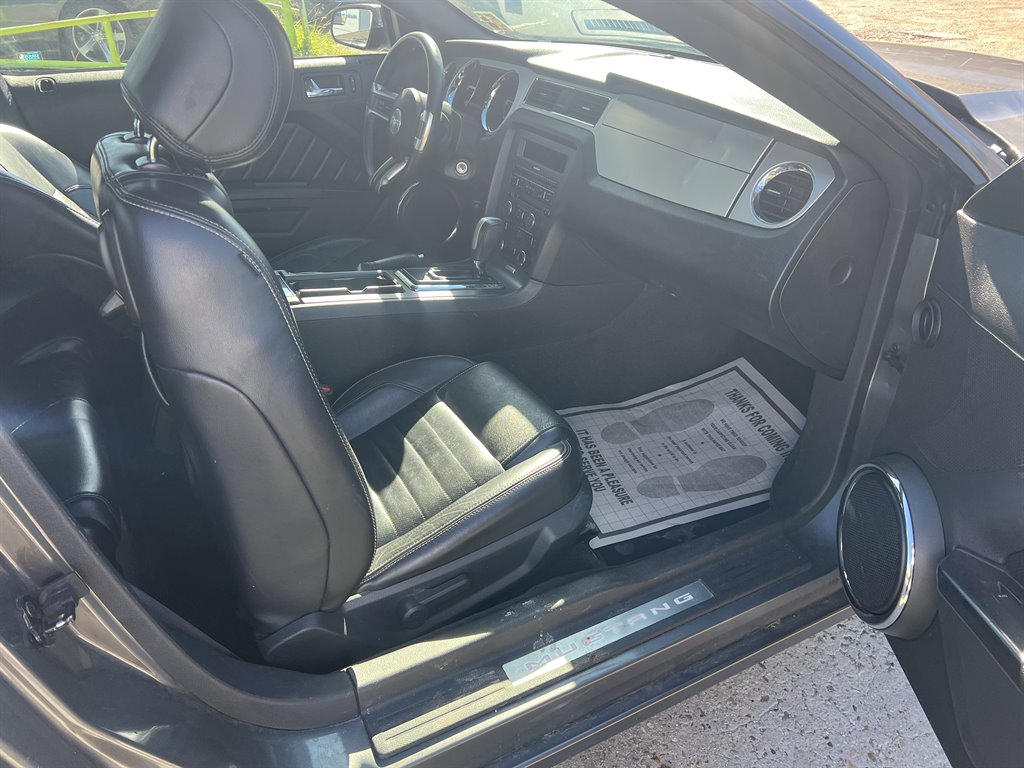 2014 Ford Mustang - $14,950