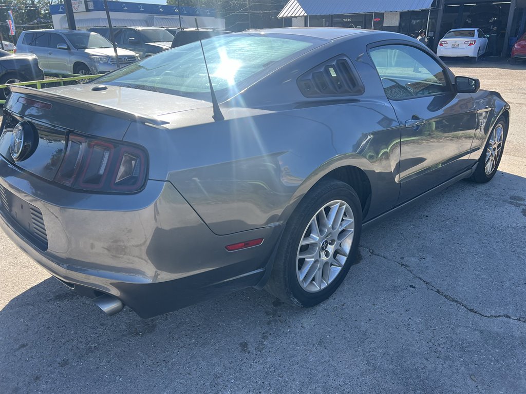 2014 Ford Mustang - $14,950